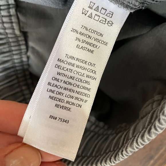 C&C California Charcoal Jogger Pants - Picture 10 of 11